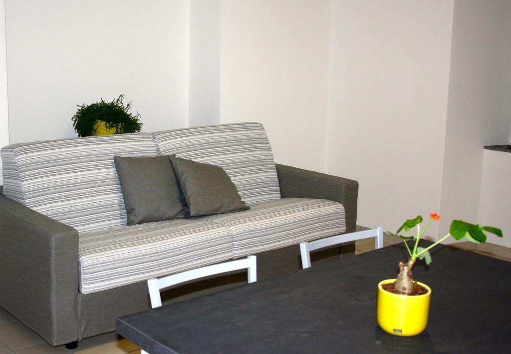 Gilda E Vesuvio Apartment Bergamo Ruang foto