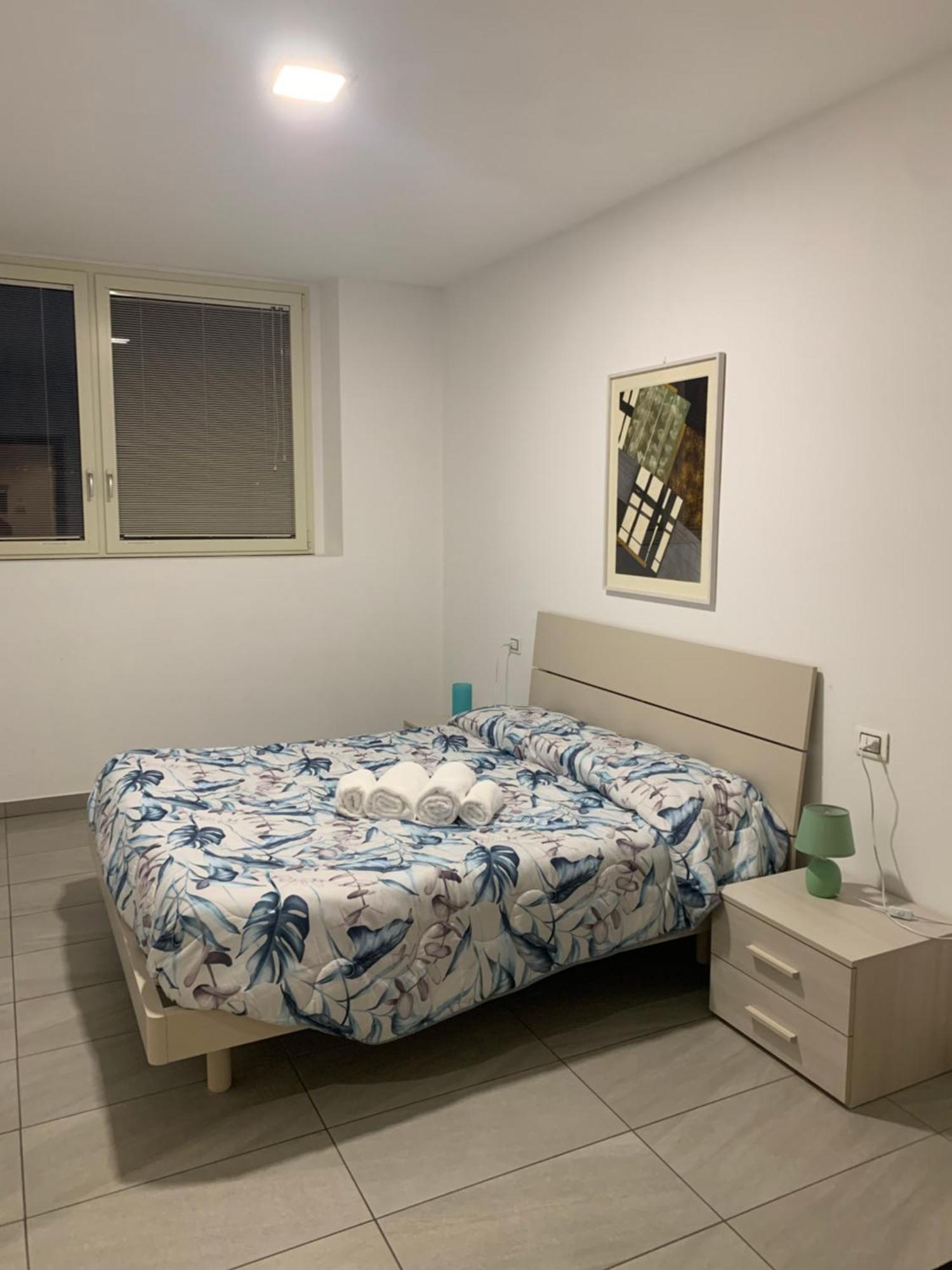 Gilda E Vesuvio Apartment Bergamo Bagian luar foto