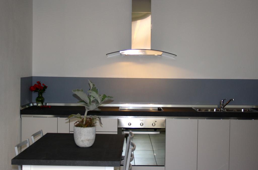 Gilda E Vesuvio Apartment Bergamo Bagian luar foto