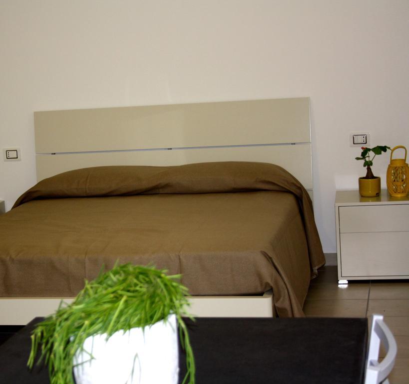Gilda E Vesuvio Apartment Bergamo Bagian luar foto